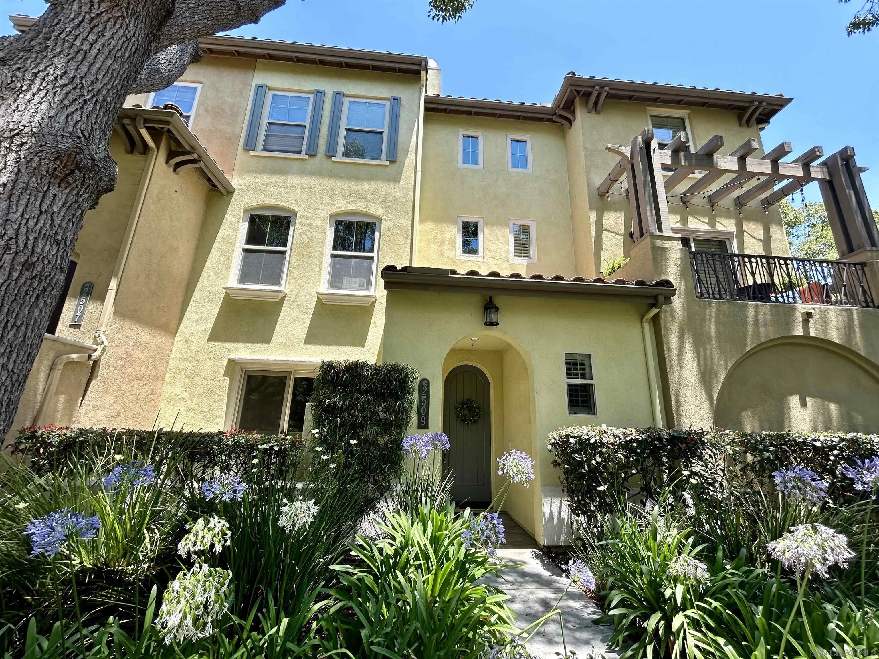 Photo #3: 240016231 Listing 