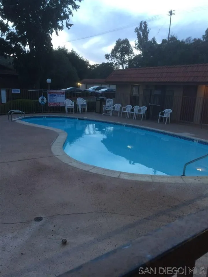 More Details about MLS # 240016248 : 265 LOMA ALTA UNIT C3