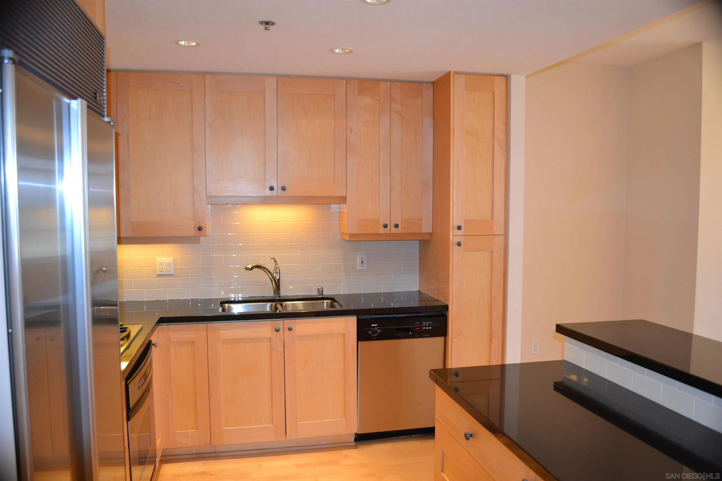 Photo #6: 240016262 Listing 