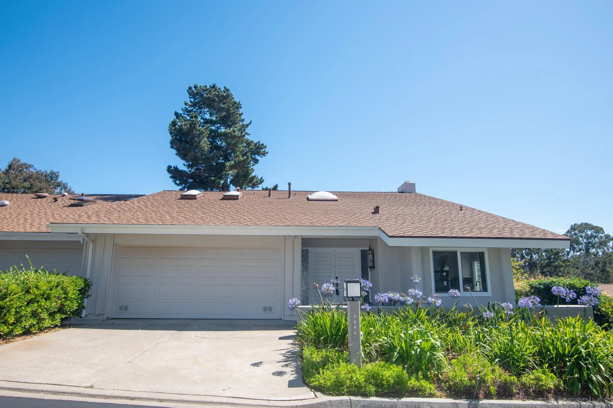 Photo #2: 240016283 Listing 
