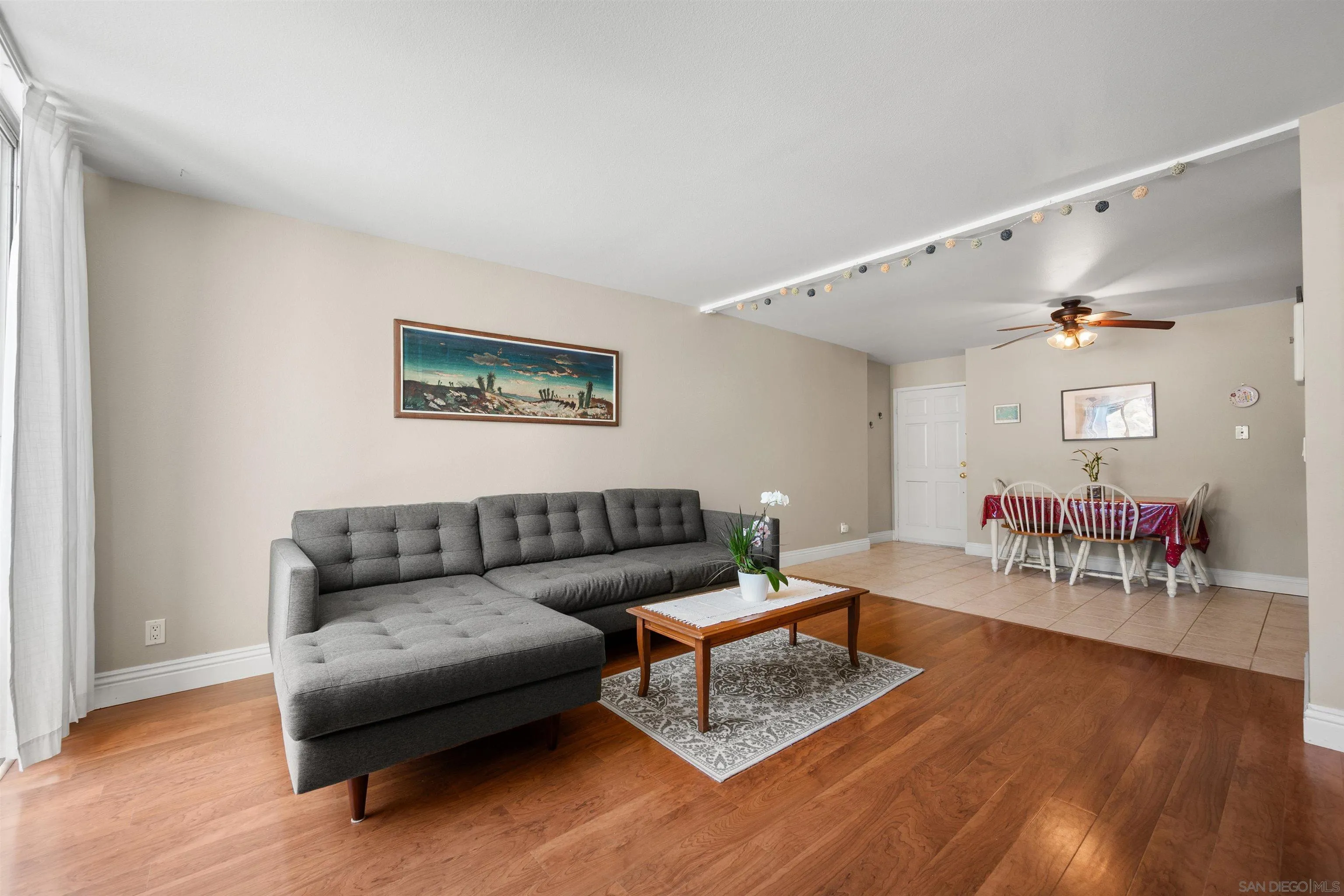 Photo #6: 240016856 Listing 