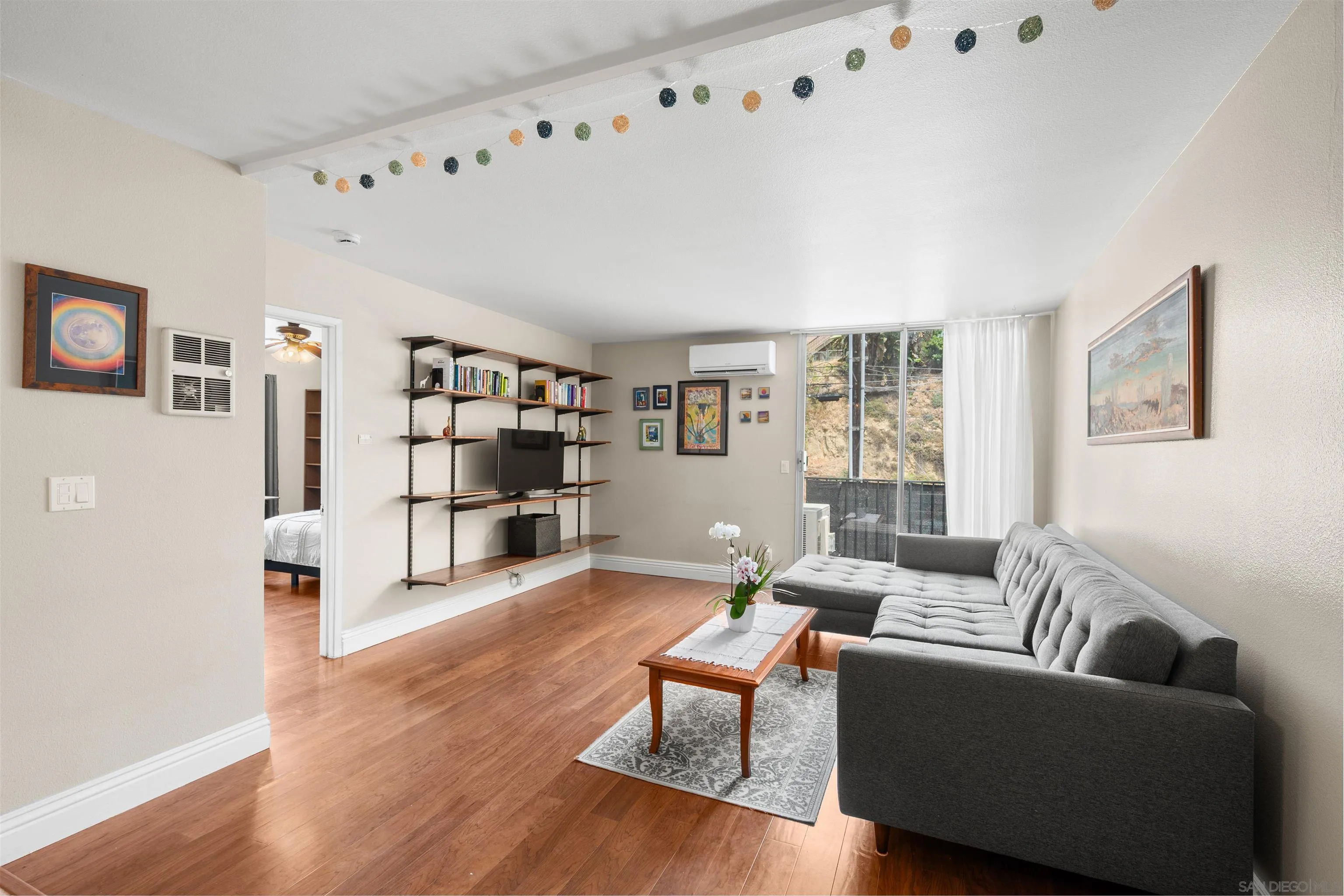 Photo #3: 240016856 Listing 