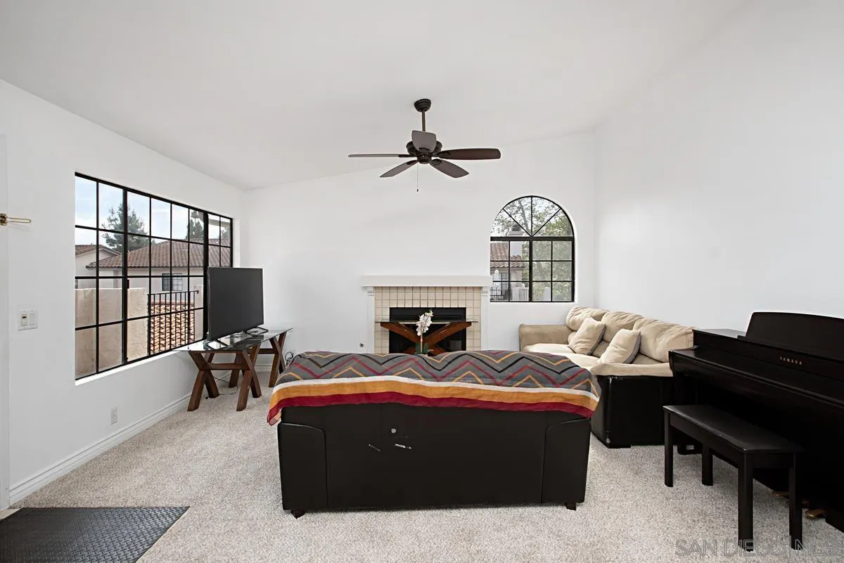 Photo #5: 240016864 Listing 
