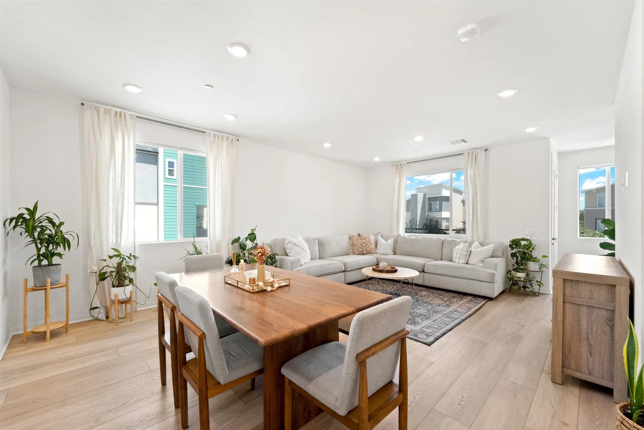 Photo #6: 240017201 Listing 