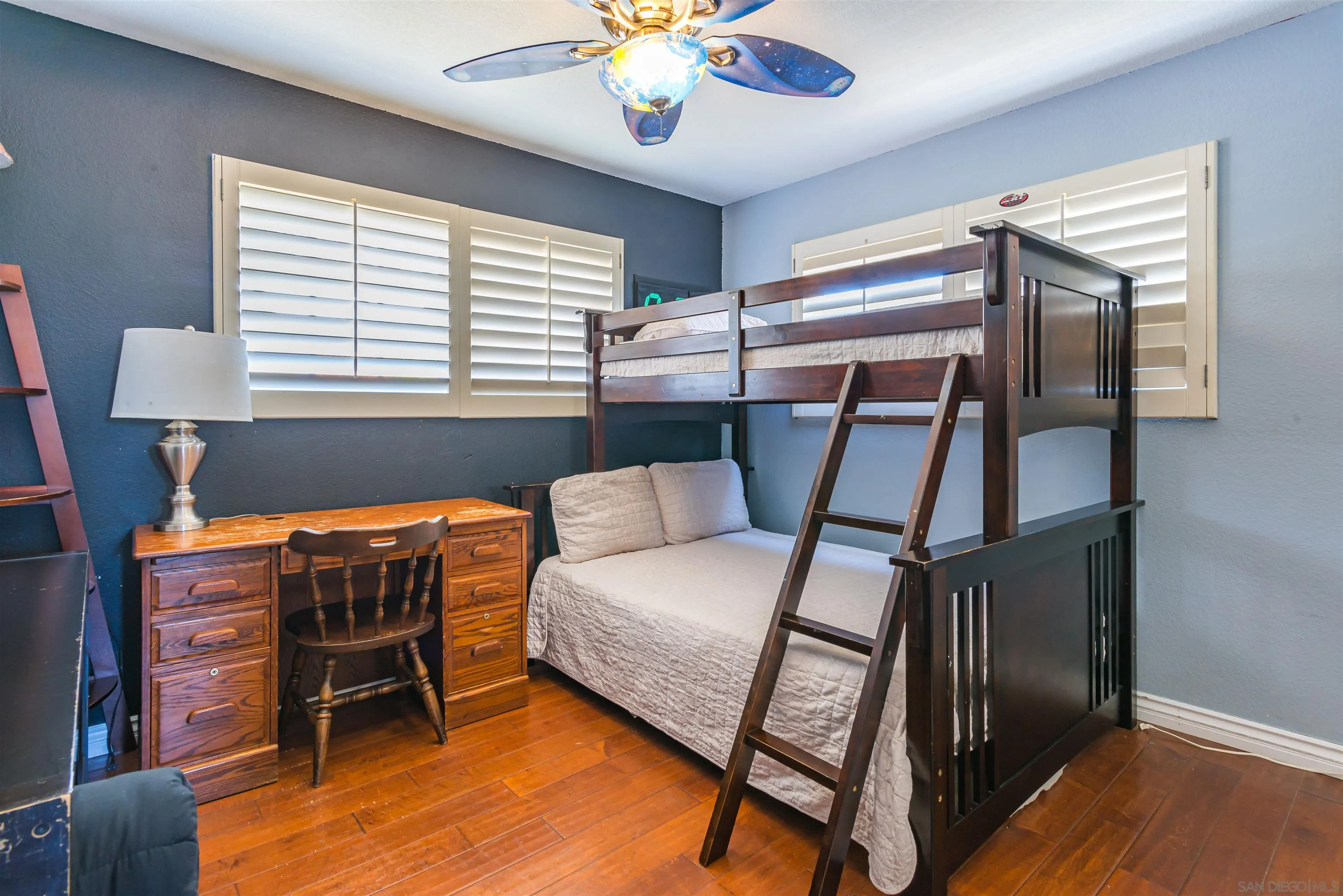 https://cdn.realtyfeed.com/cdn/127/240017295/071ffe3f1f9efddb95b60578cbb9fecb.webp
