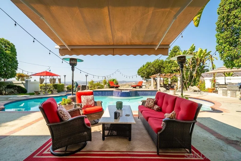 https://cdn.realtyfeed.com/cdn/127/240017515/0d3f4a55046ab80aab95020b50824196.webp