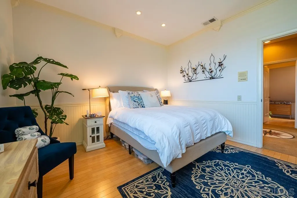 https://cdn.realtyfeed.com/cdn/127/240017515/402b418c28c9e50996351b98b2fac343.webp