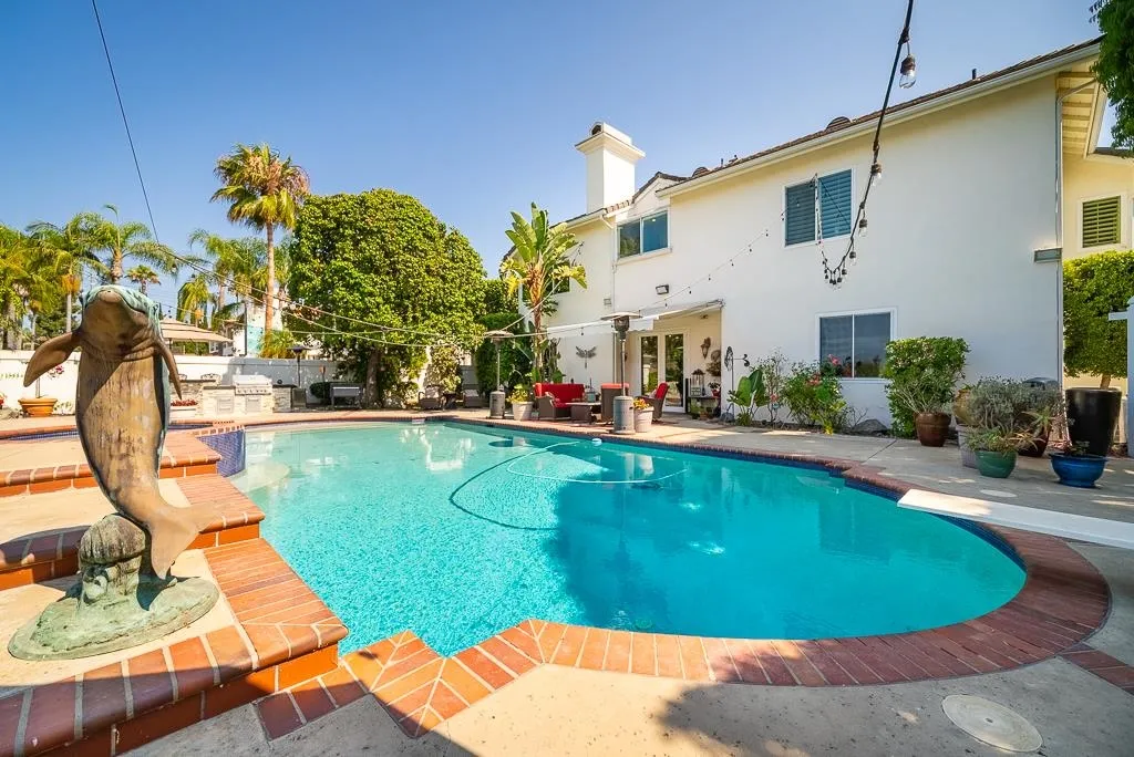 https://cdn.realtyfeed.com/cdn/127/240017515/435d86b8d2230f07c7080a92a5c53a87.webp