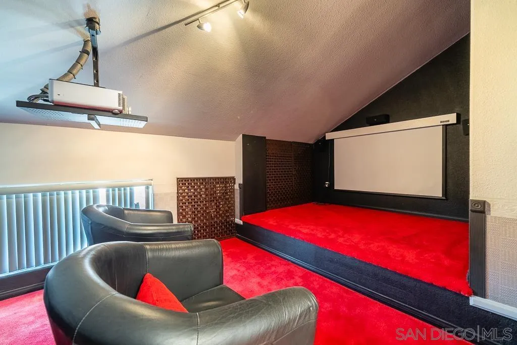 https://cdn.realtyfeed.com/cdn/127/240017515/544de26cd472f84f9813bbab48507e4e.webp