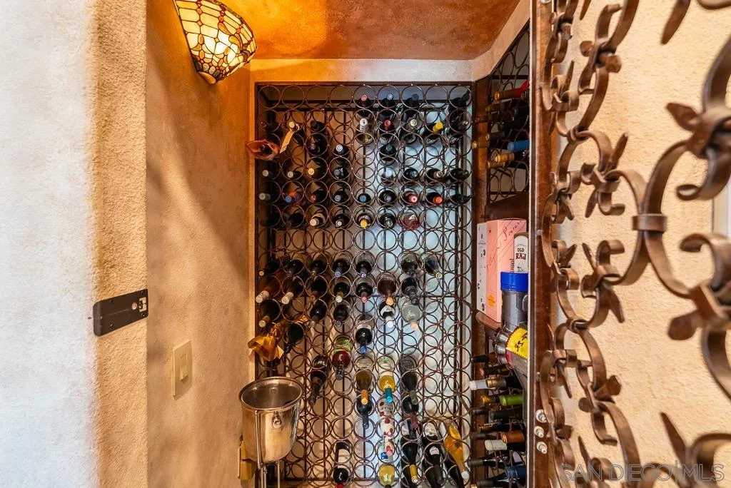 https://cdn.realtyfeed.com/cdn/127/240017515/74ed79046a37f9d806336213d3a50194.webp