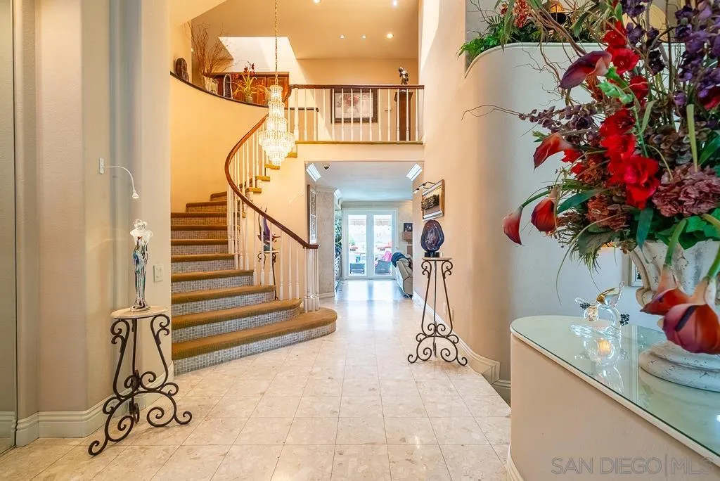 https://cdn.realtyfeed.com/cdn/127/240017515/9f2efa7ab1af1c04a7c2fa145613a640.webp