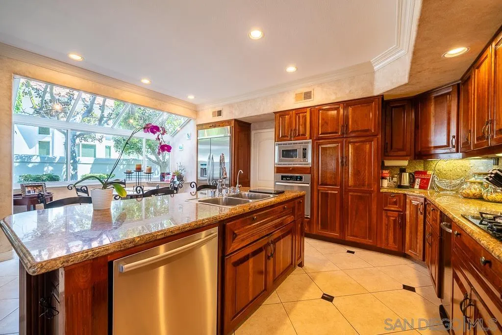 https://cdn.realtyfeed.com/cdn/127/240017515/b54ff68f484612d8ea32bc4e85180528.webp