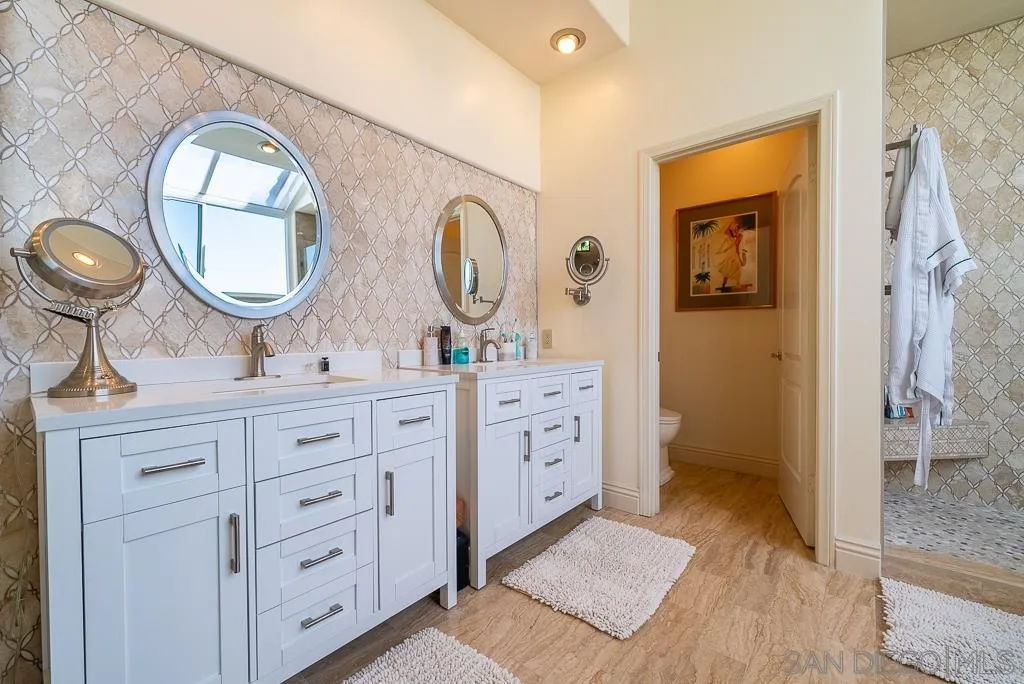 https://cdn.realtyfeed.com/cdn/127/240017515/b70535c02def086b85e5be3742f1788f.webp