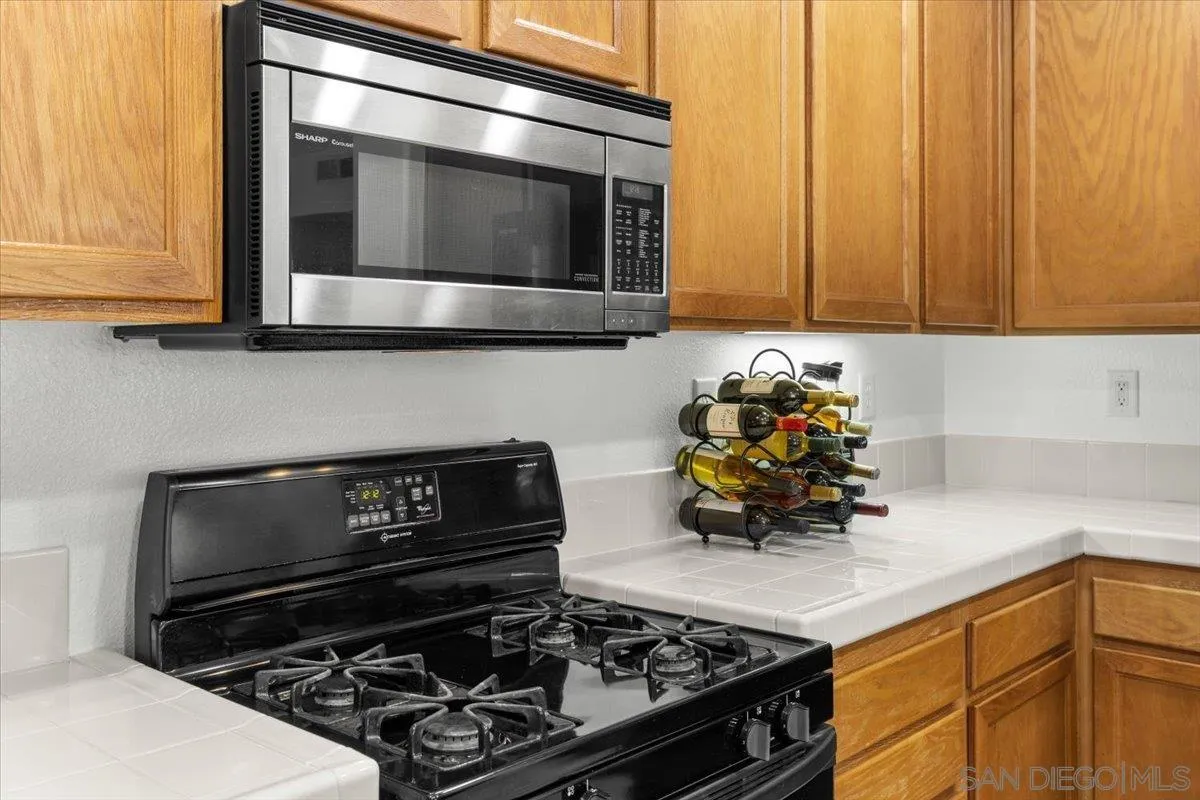 https://cdn.realtyfeed.com/cdn/127/240018098/9108db7297c6367a382d5e5bcb460515.webp