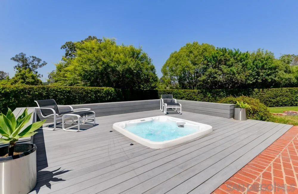 https://cdn.realtyfeed.com/cdn/127/240018135/79c1da6285b2382591b130e89e7e7561.webp