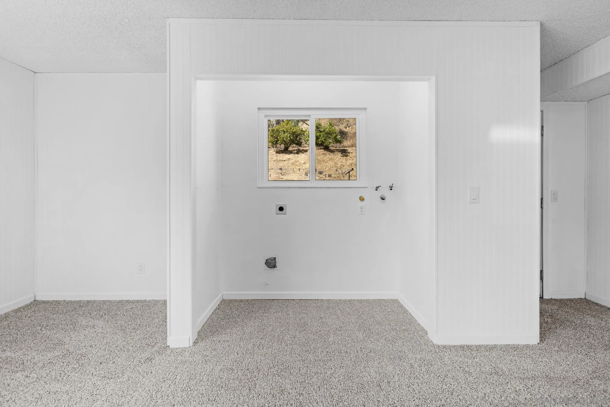 https://cdn.realtyfeed.com/cdn/127/240018568/a957d93b08747b929e29fc5ef79a52e5.webp