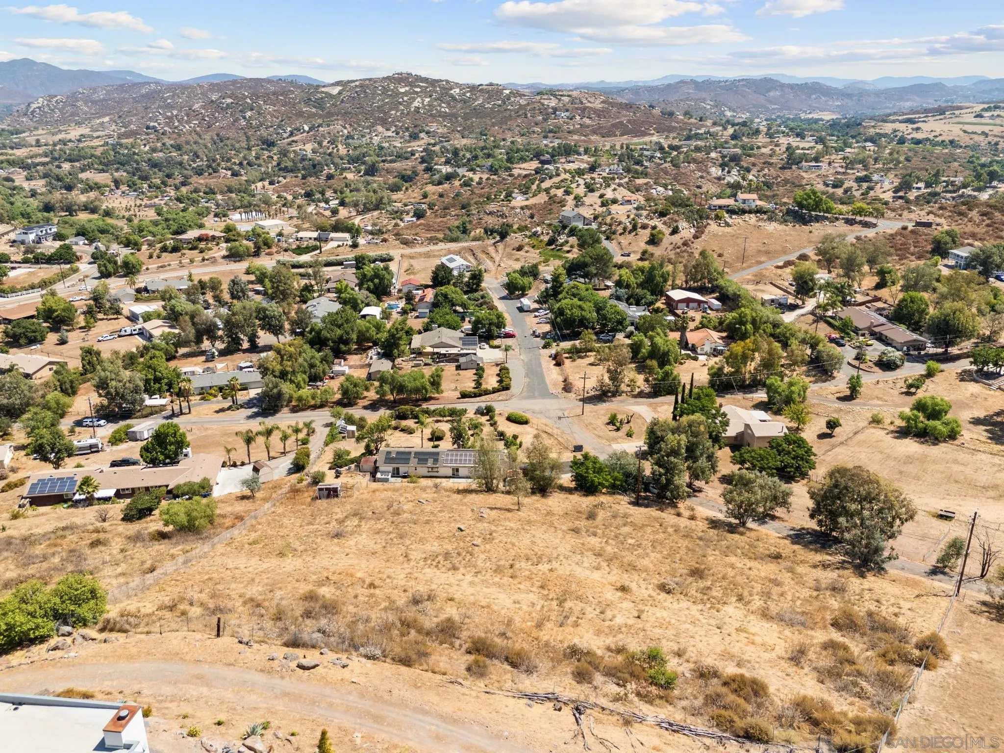 https://cdn.realtyfeed.com/cdn/127/240018568/abdc1bc03be7e20419a1c8c31804ee67.webp