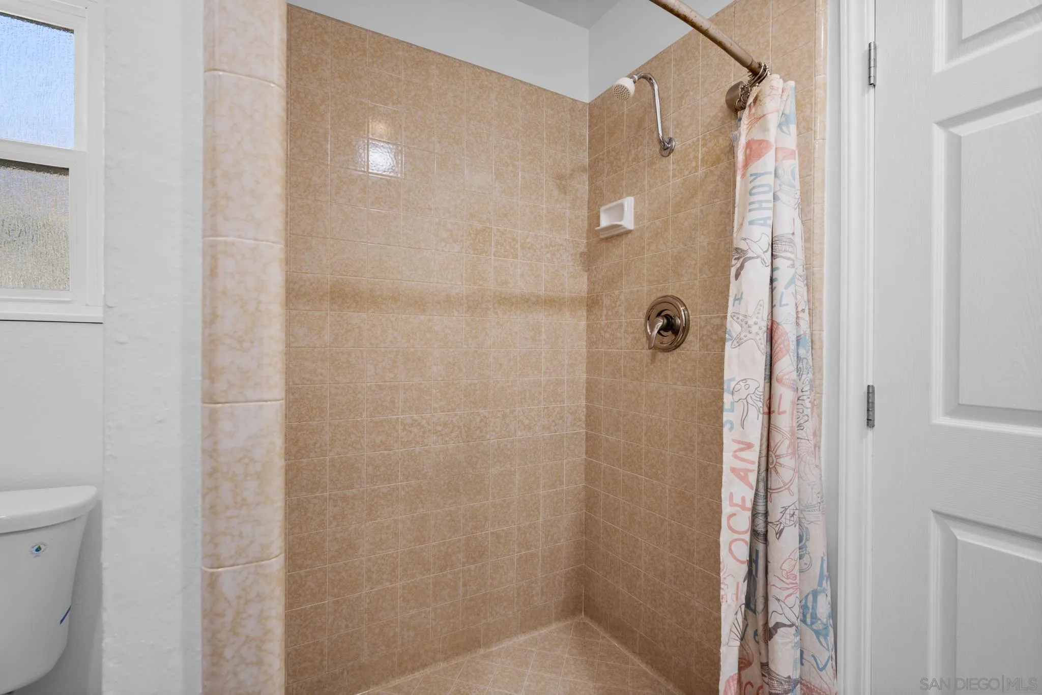 https://cdn.realtyfeed.com/cdn/127/240018568/dd27e5146b0fd1585298ff3575b7b0d6.webp
