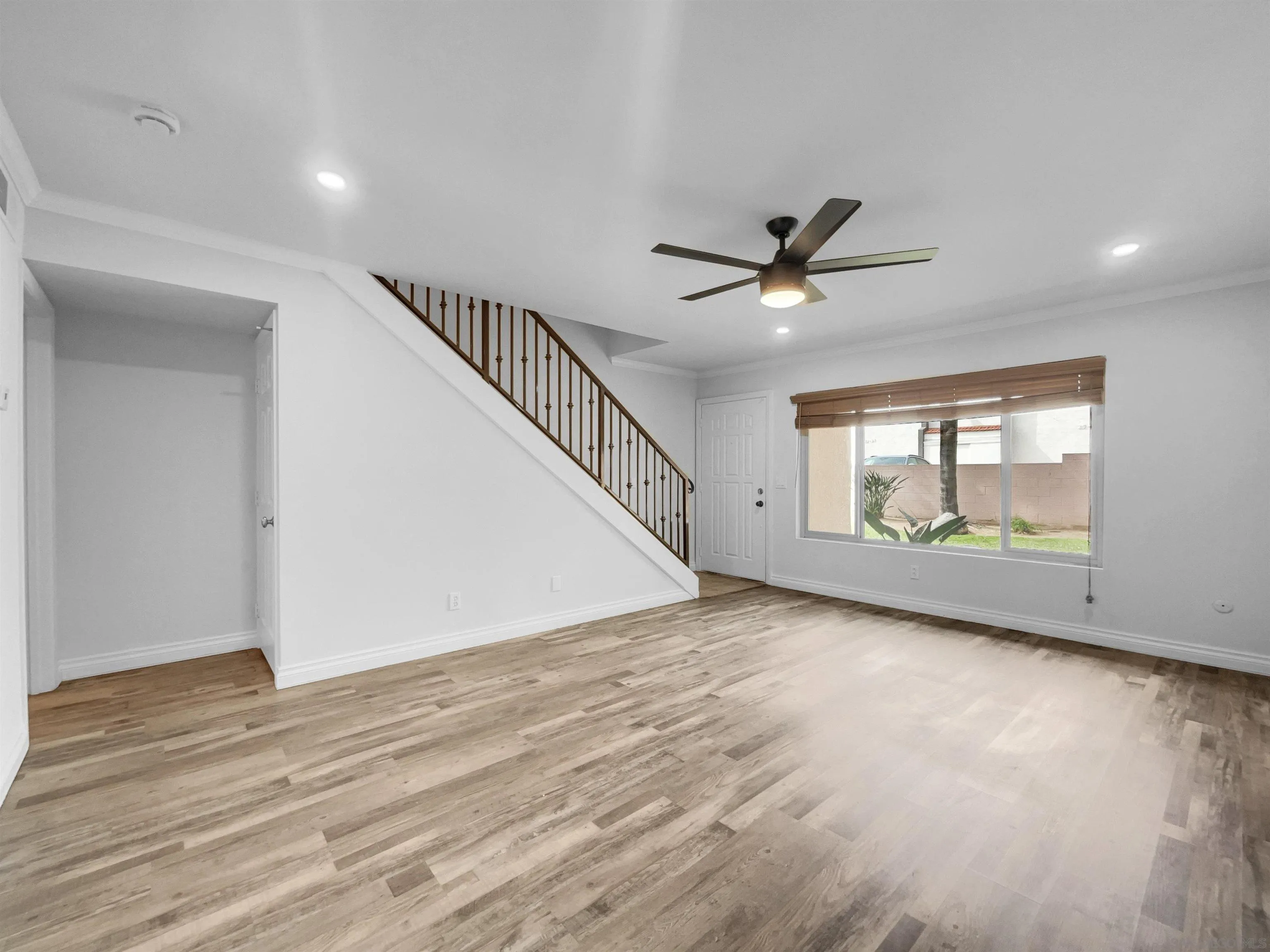 https://cdn.realtyfeed.com/cdn/127/240019608/1c98f4579b74cc35415da4720b4a2a89.webp