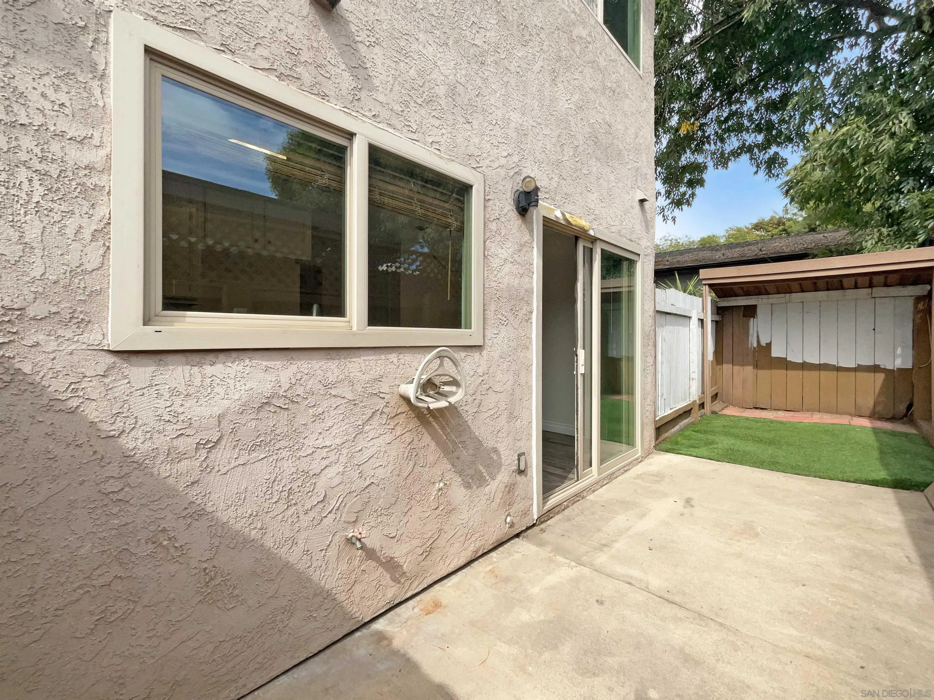 https://cdn.realtyfeed.com/cdn/127/240019608/61b0e0d44ff7dcbecdacc892ba0d7c6f.webp