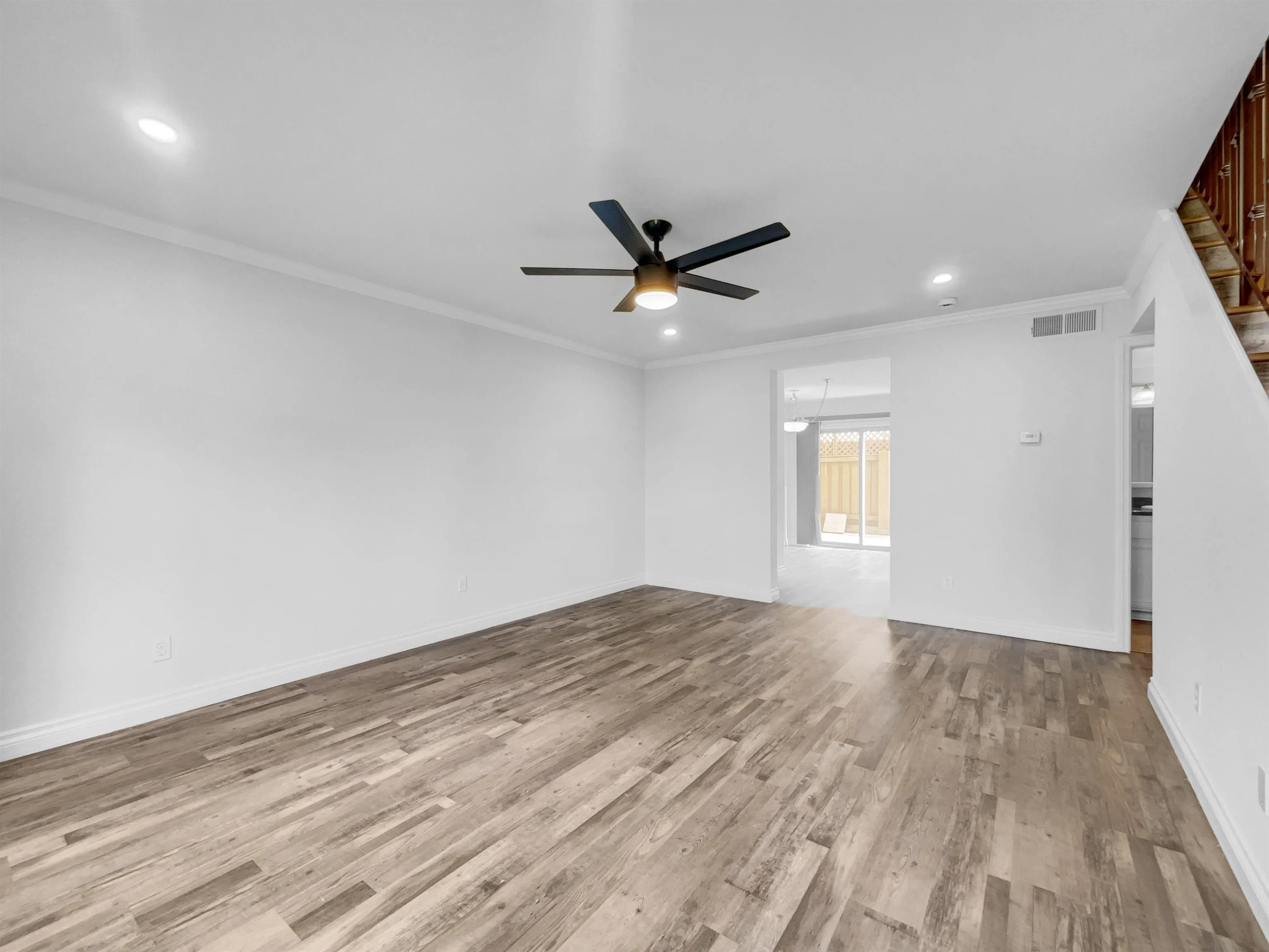 https://cdn.realtyfeed.com/cdn/127/240019608/b134cce3d85ef6adbf88e127e651fed0.webp