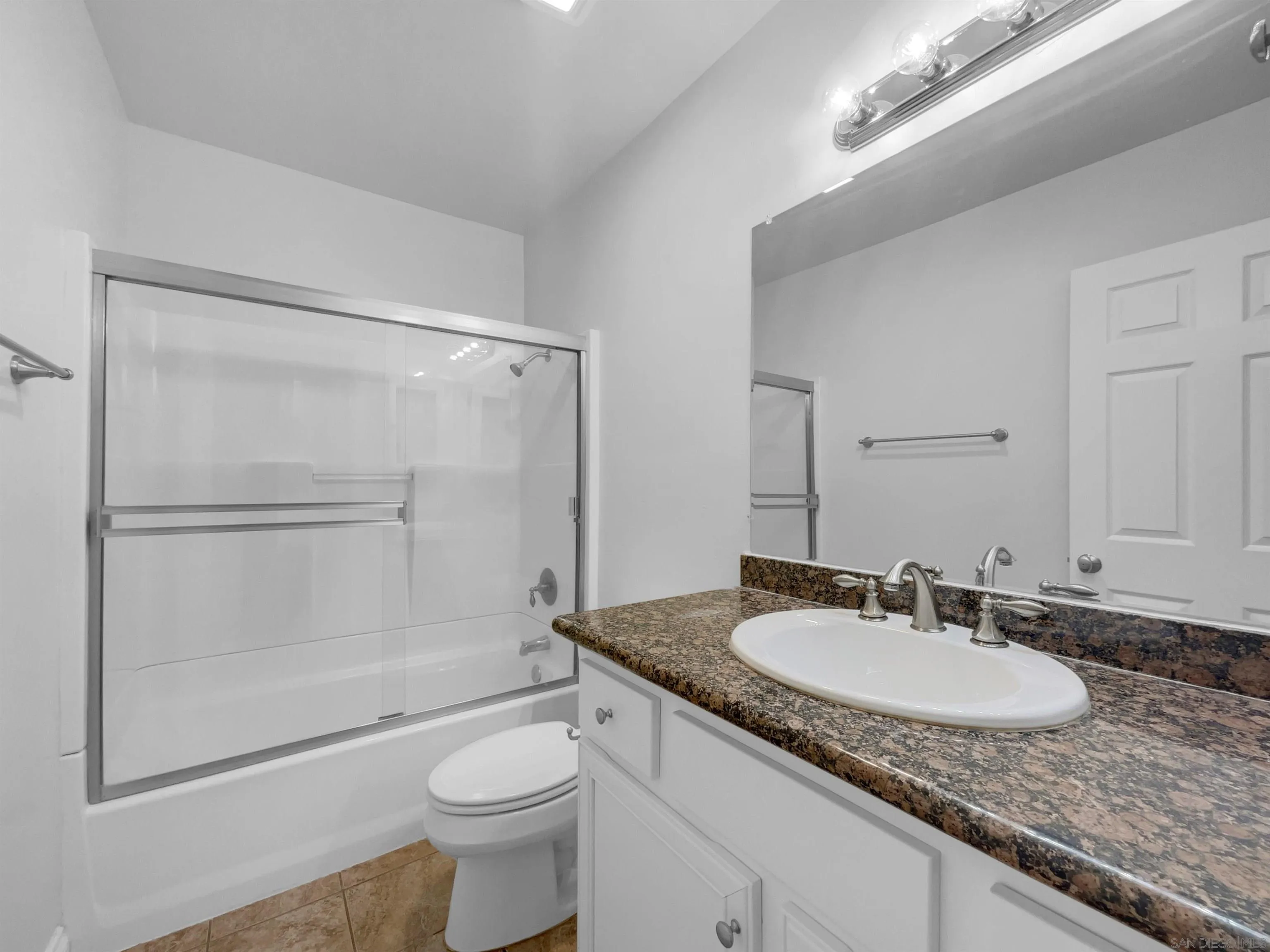 https://cdn.realtyfeed.com/cdn/127/240019608/d0a22aeffa41f61a1546f59f2afd66c5.webp