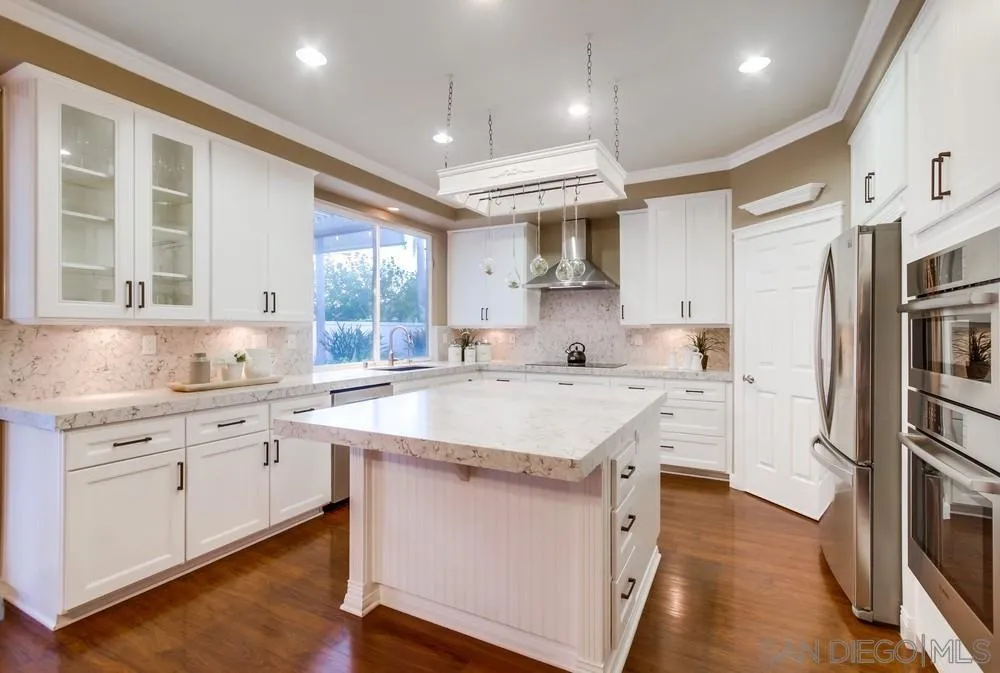 https://cdn.realtyfeed.com/cdn/127/240019826/97b26927c25526a58dd6cbc42656a0d9.webp
