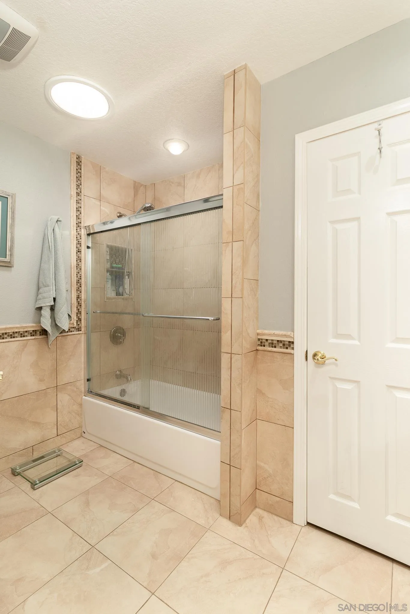 https://cdn.realtyfeed.com/cdn/127/240020446/47298ef3026f3ab9f3b2083a29009c88.webp