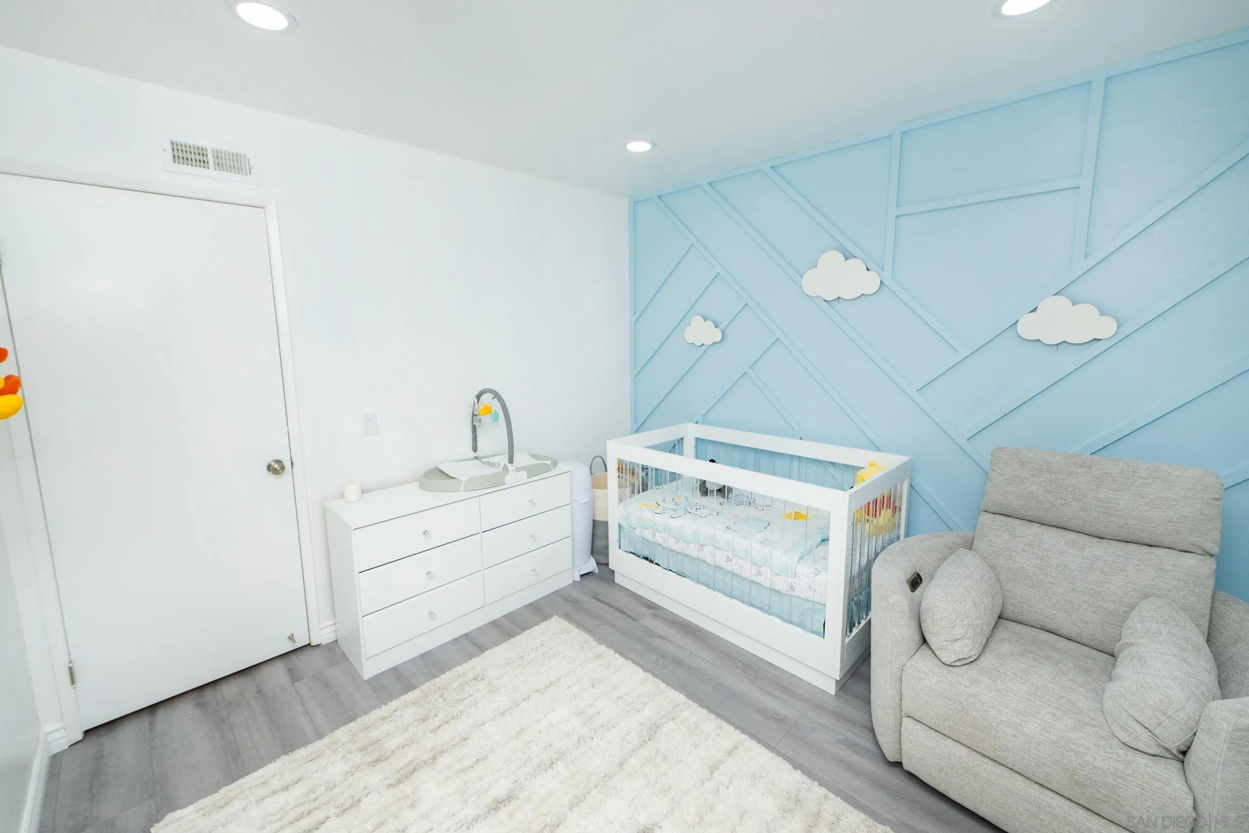 https://cdn.realtyfeed.com/cdn/127/240020503/b736a1051e352c9ab5d56065cd161930.webp