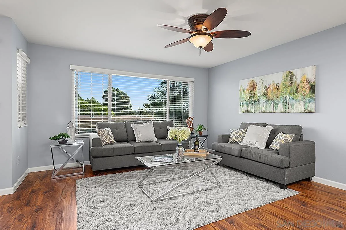 Photo #3: 240021232 Listing 