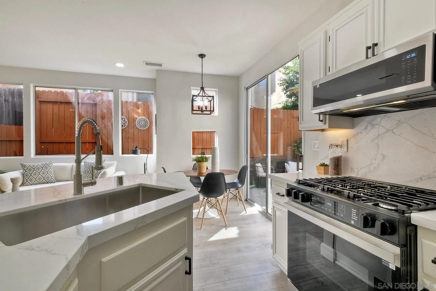 https://cdn.realtyfeed.com/cdn/127/240021865/55539b90925f314367a452aec4771798.webp