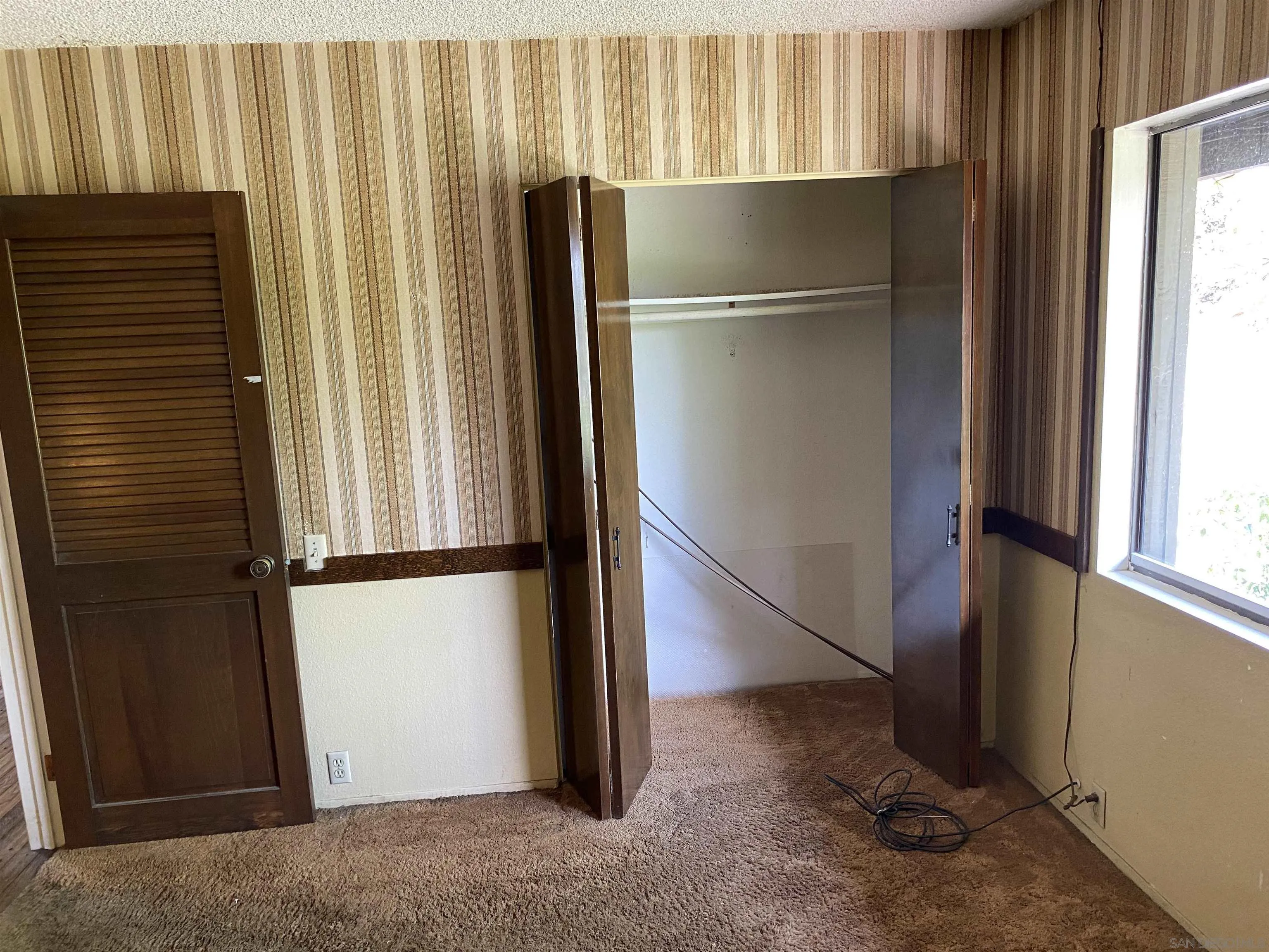 https://cdn.realtyfeed.com/cdn/127/240022011/268a3327be343779ab8198c629ed5085.webp