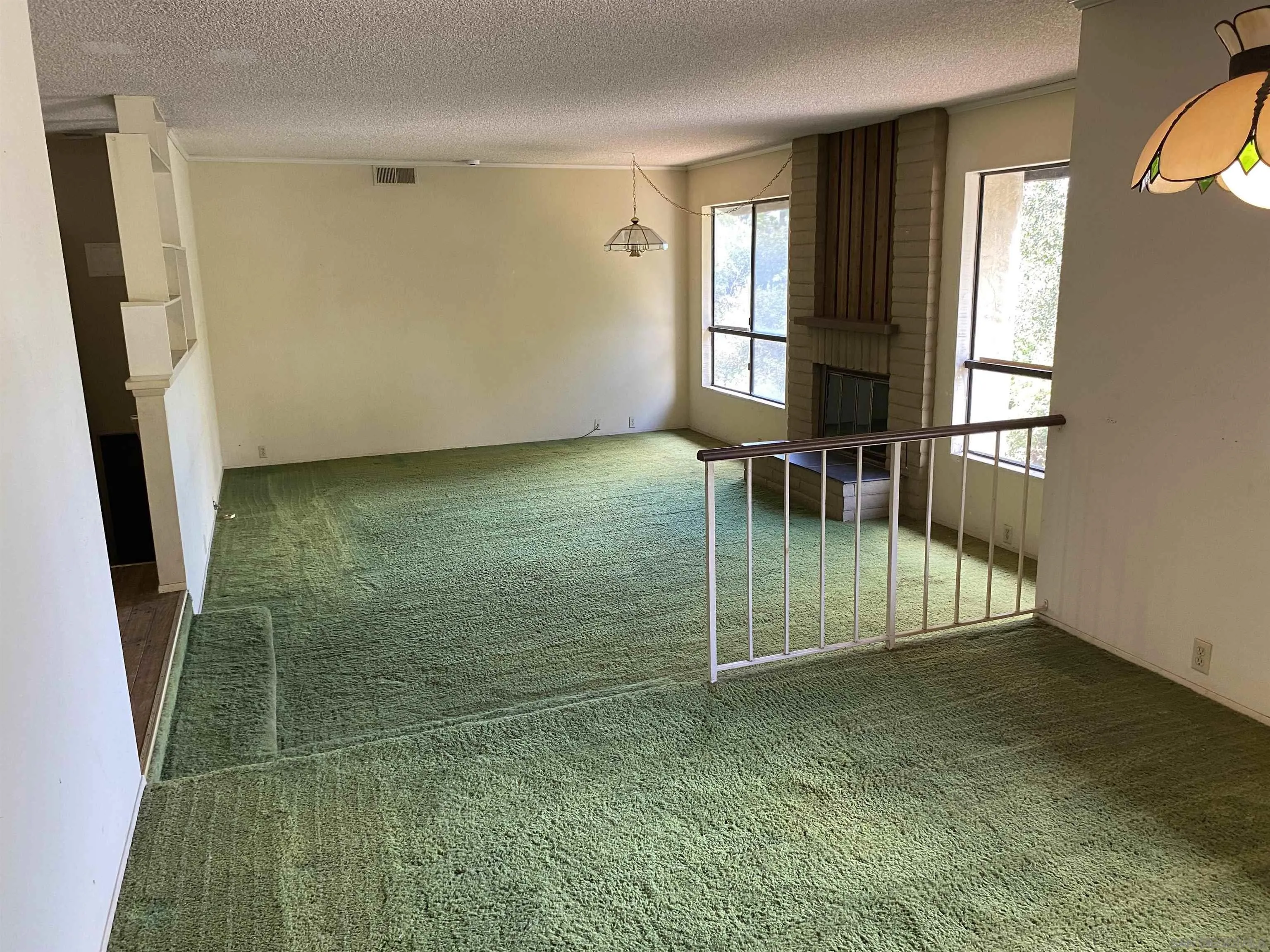 https://cdn.realtyfeed.com/cdn/127/240022011/6720b4f3e3a113c7cdc11c3aa62b893a.webp