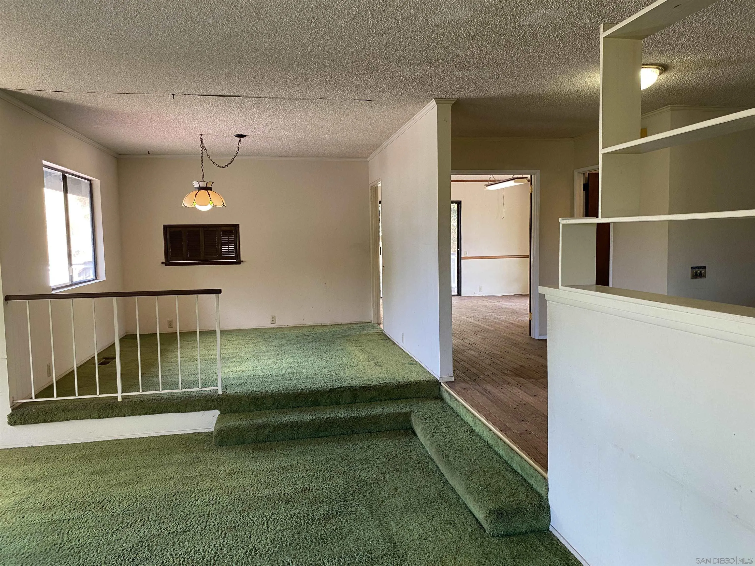 https://cdn.realtyfeed.com/cdn/127/240022011/7e01f2c1efd6e7a74de74cdbdadc5e46.webp