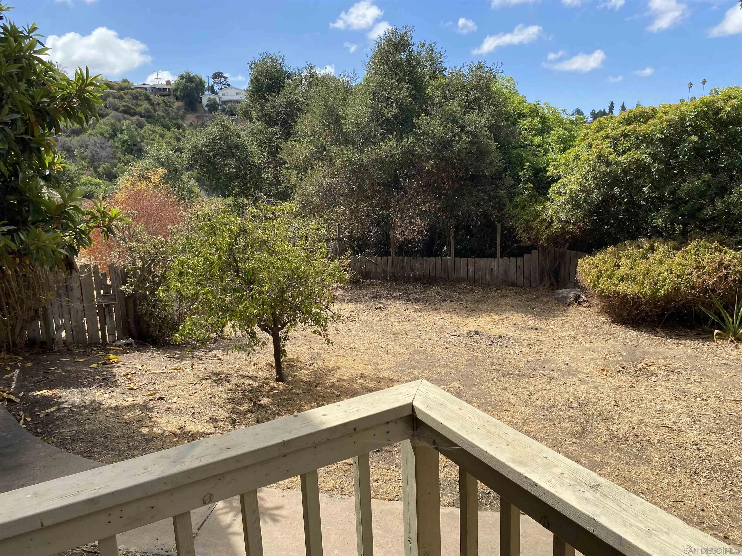 https://cdn.realtyfeed.com/cdn/127/240022011/9ae6e45bff5c3dddf94103cfa31aafd2.webp