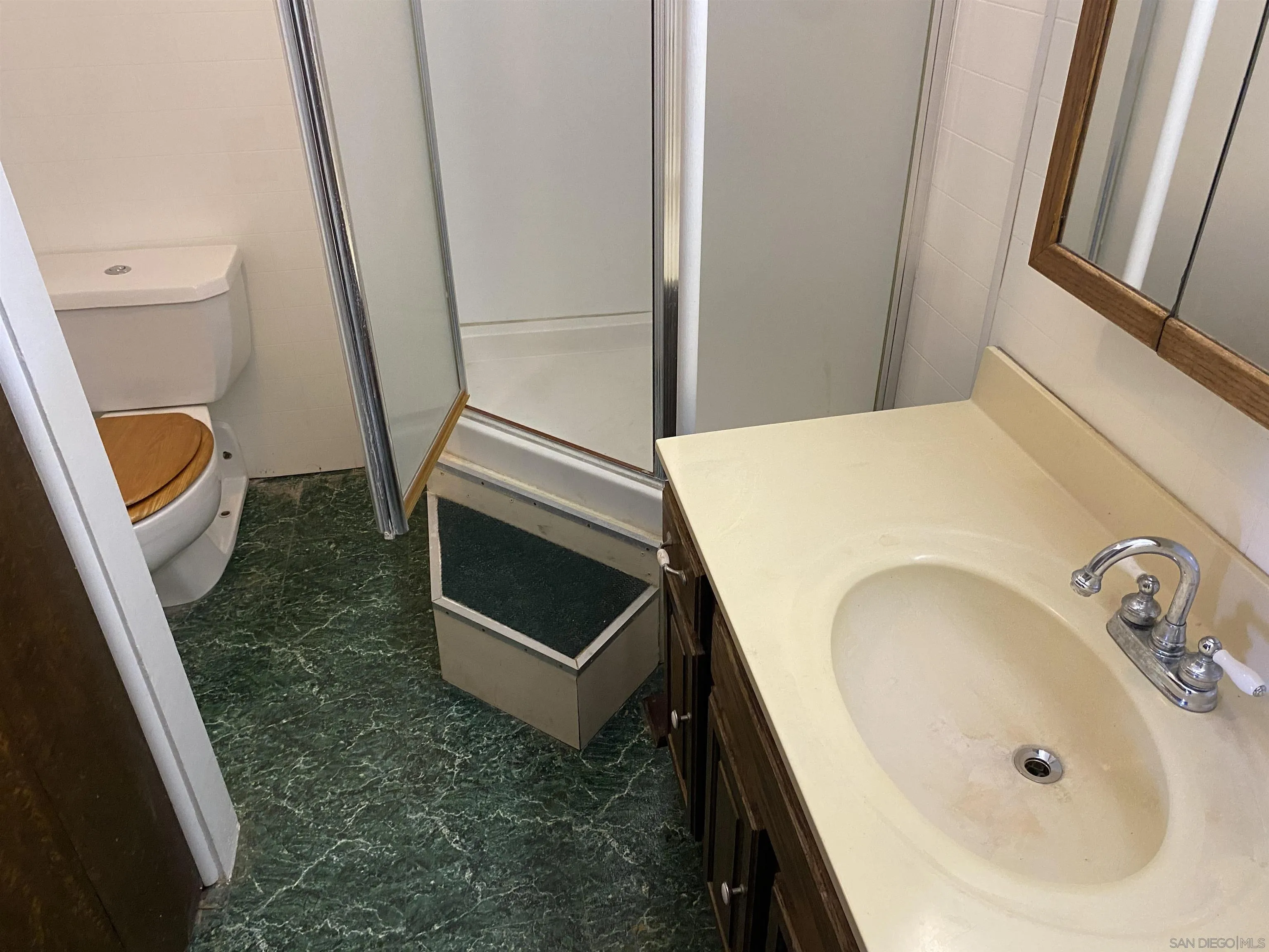 https://cdn.realtyfeed.com/cdn/127/240022011/fd5ce68895102daf7c9eb5e741457969.webp