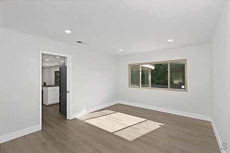 https://cdn.realtyfeed.com/cdn/127/240023051/857e5481b5c9b2d1201a7e0b0ca1ecc3.webp