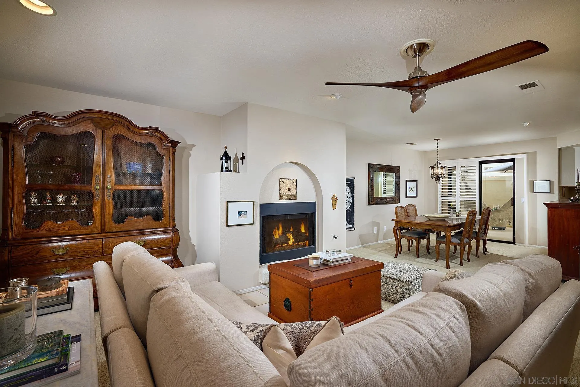 Photo #6: 240024024 Listing 