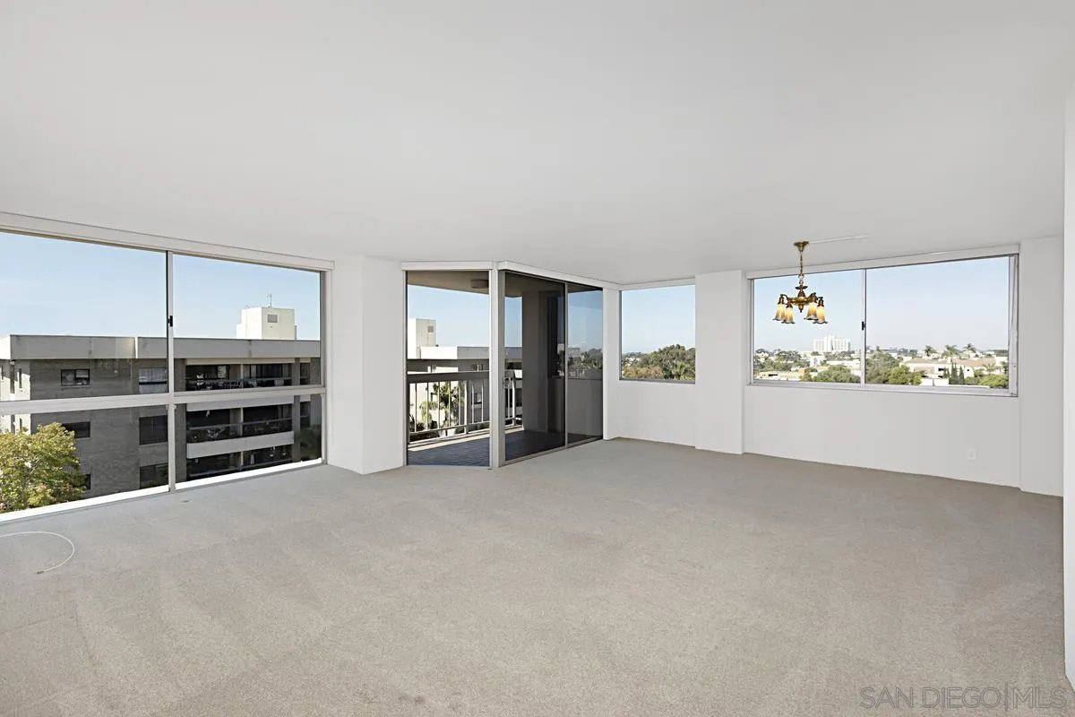 Photo #5: 240024244 Listing 