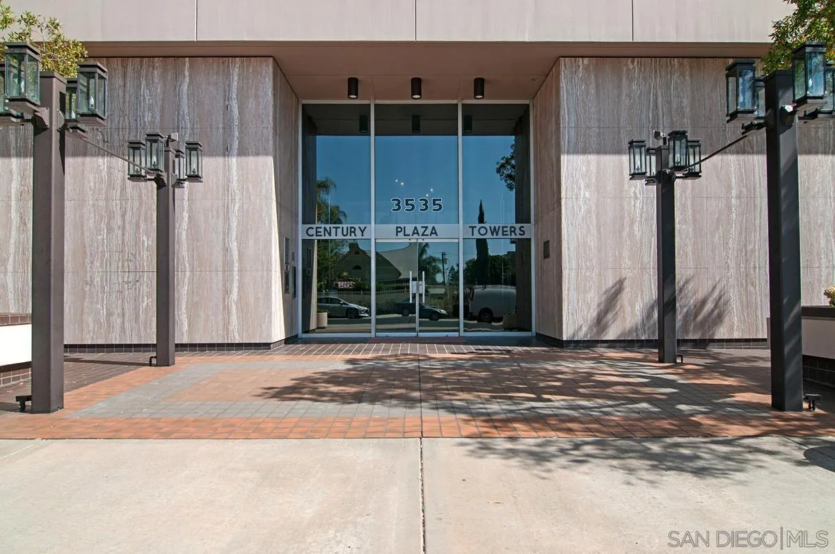 Photo #2: 240024244 Listing 