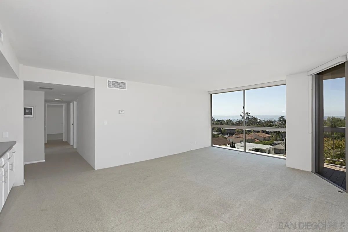 Photo #6: 240024244 Listing 