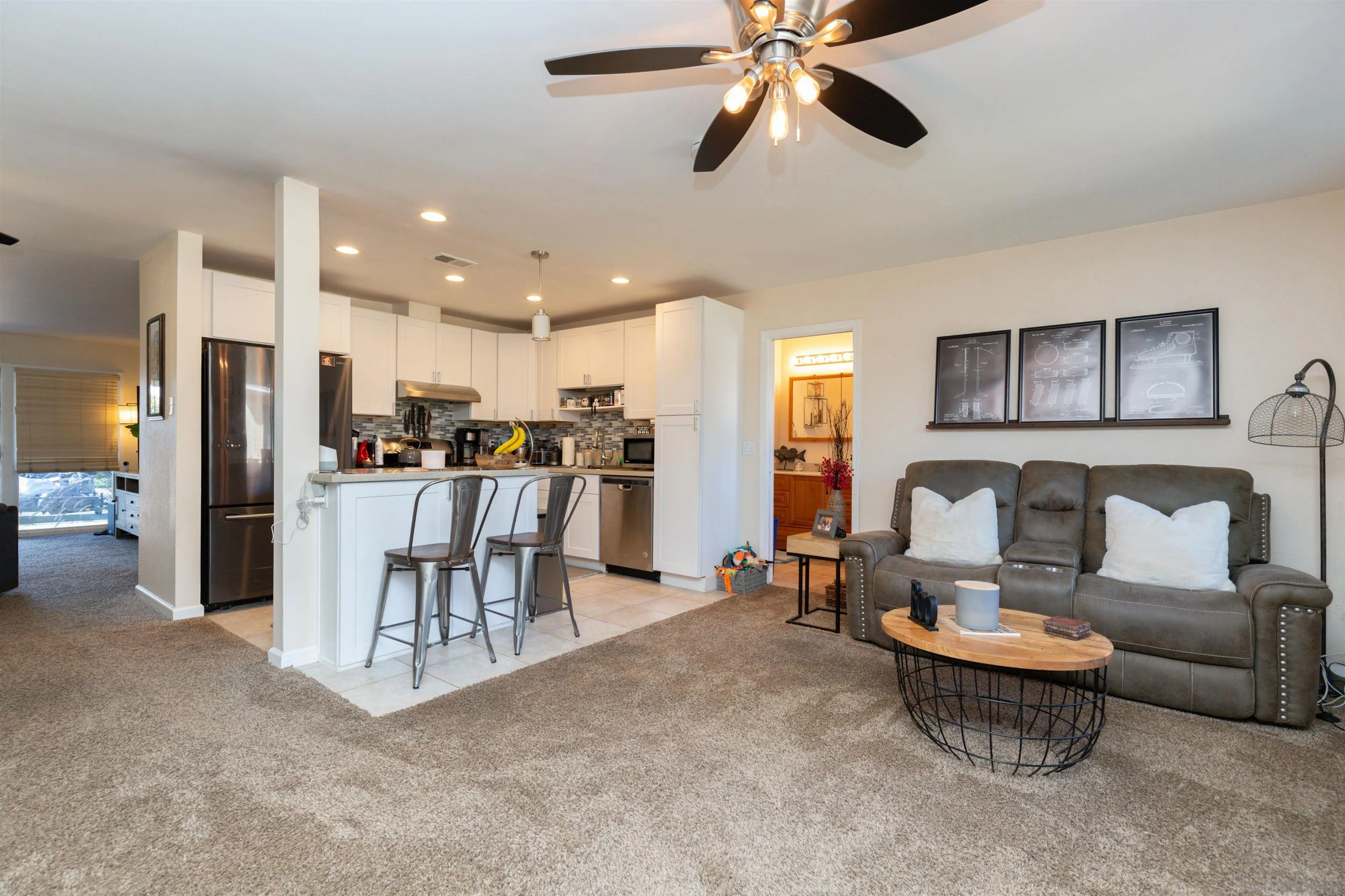 https://cdn.realtyfeed.com/cdn/127/240024413/6c74f84a83e0232097740b7d17ee4573.webp