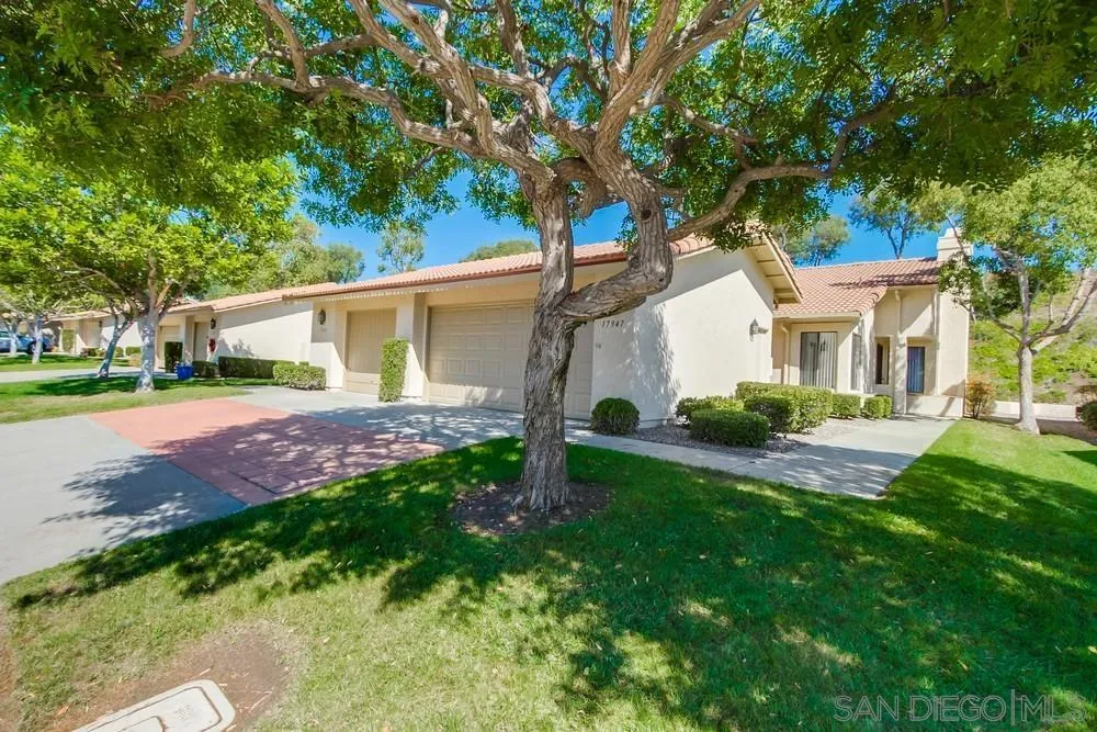 Photo #6: 240024466 Listing 
