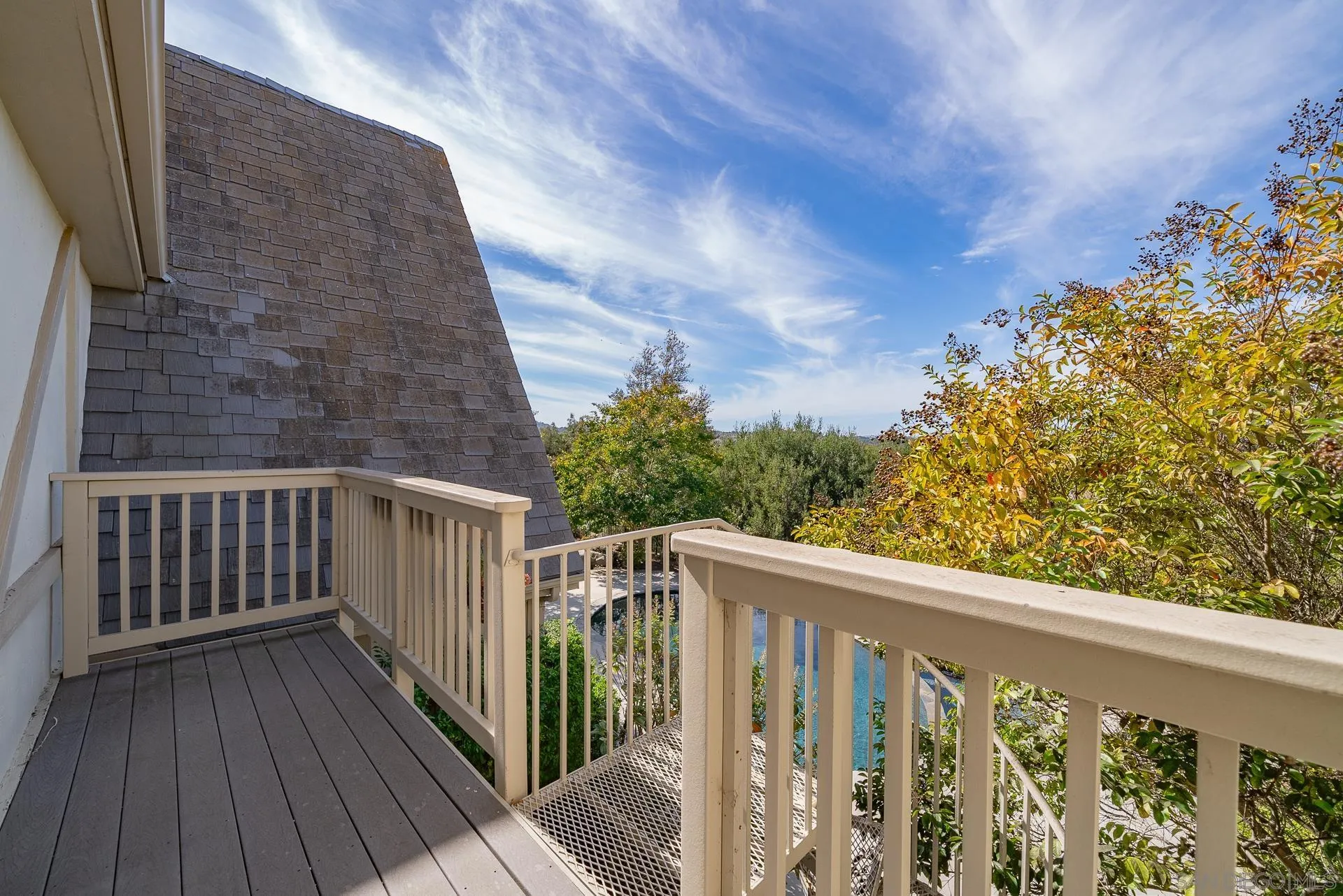 https://cdn.realtyfeed.com/cdn/127/240024533/73f76930cfff20c40cce44310094c881.webp