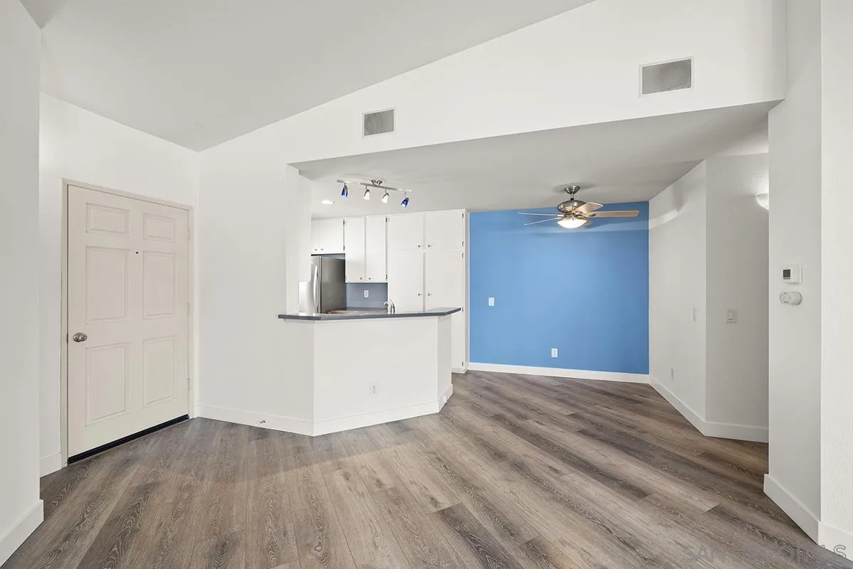 https://cdn.realtyfeed.com/cdn/127/240024542/0d1396461d27fa3f4f516fc1cec5788b.webp