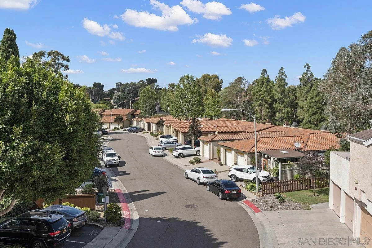 https://cdn.realtyfeed.com/cdn/127/240024542/41daac80d8de7161cba2ab39ecd2ae19.webp
