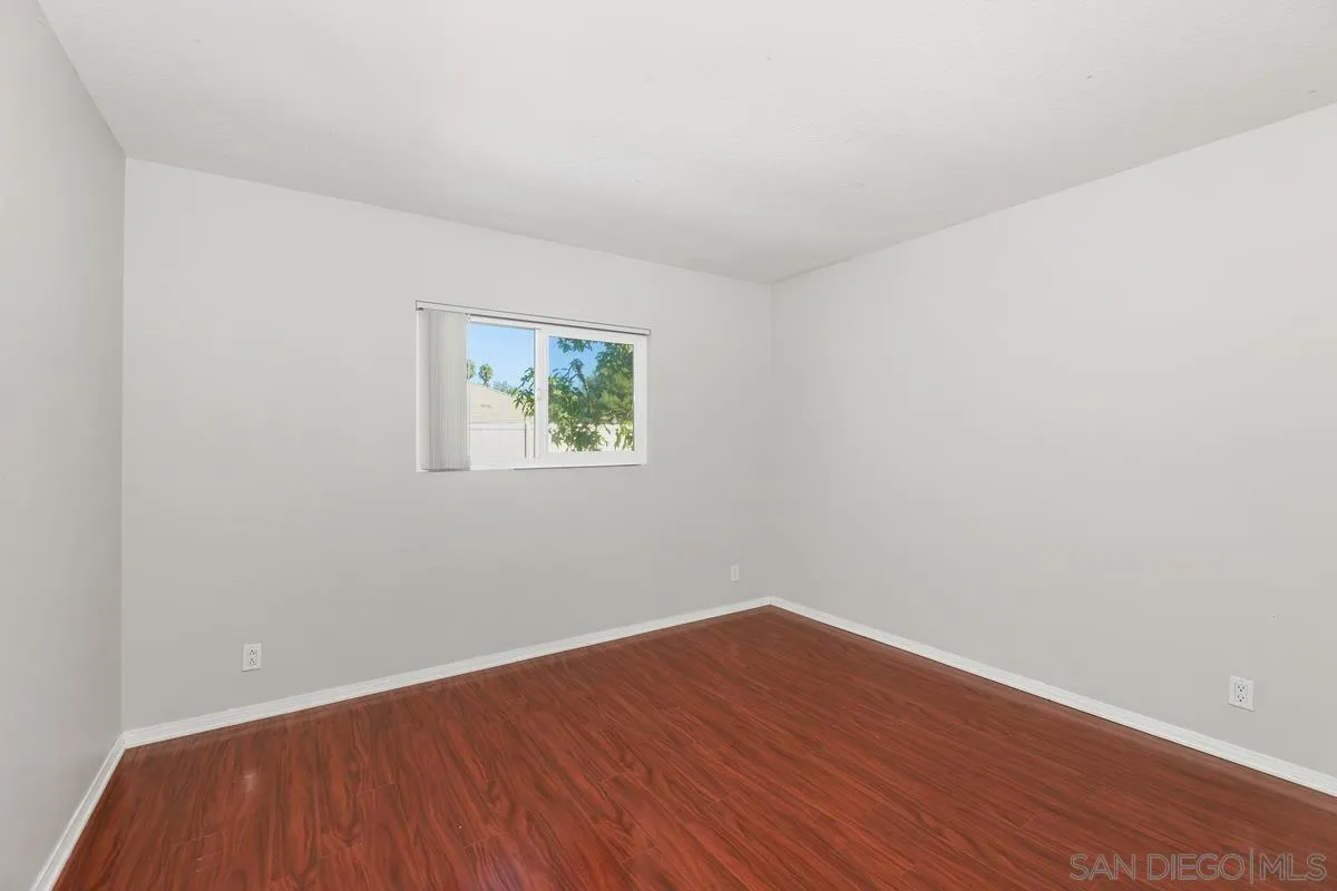 https://cdn.realtyfeed.com/cdn/127/240025057/15c316f89a18a5e5f26c557fcebfa5fe.webp
