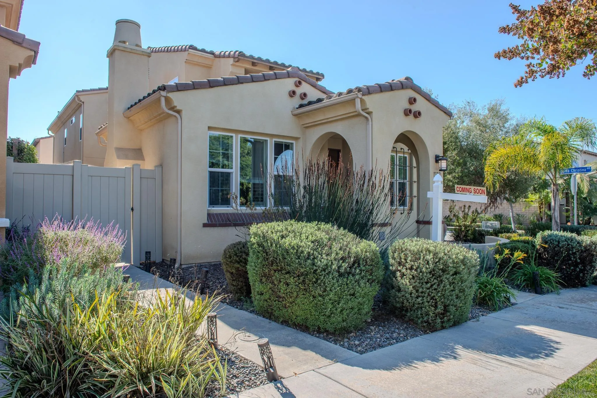 https://cdn.realtyfeed.com/cdn/127/240025558/e1d02573142951c7be91098ed858743b.webp