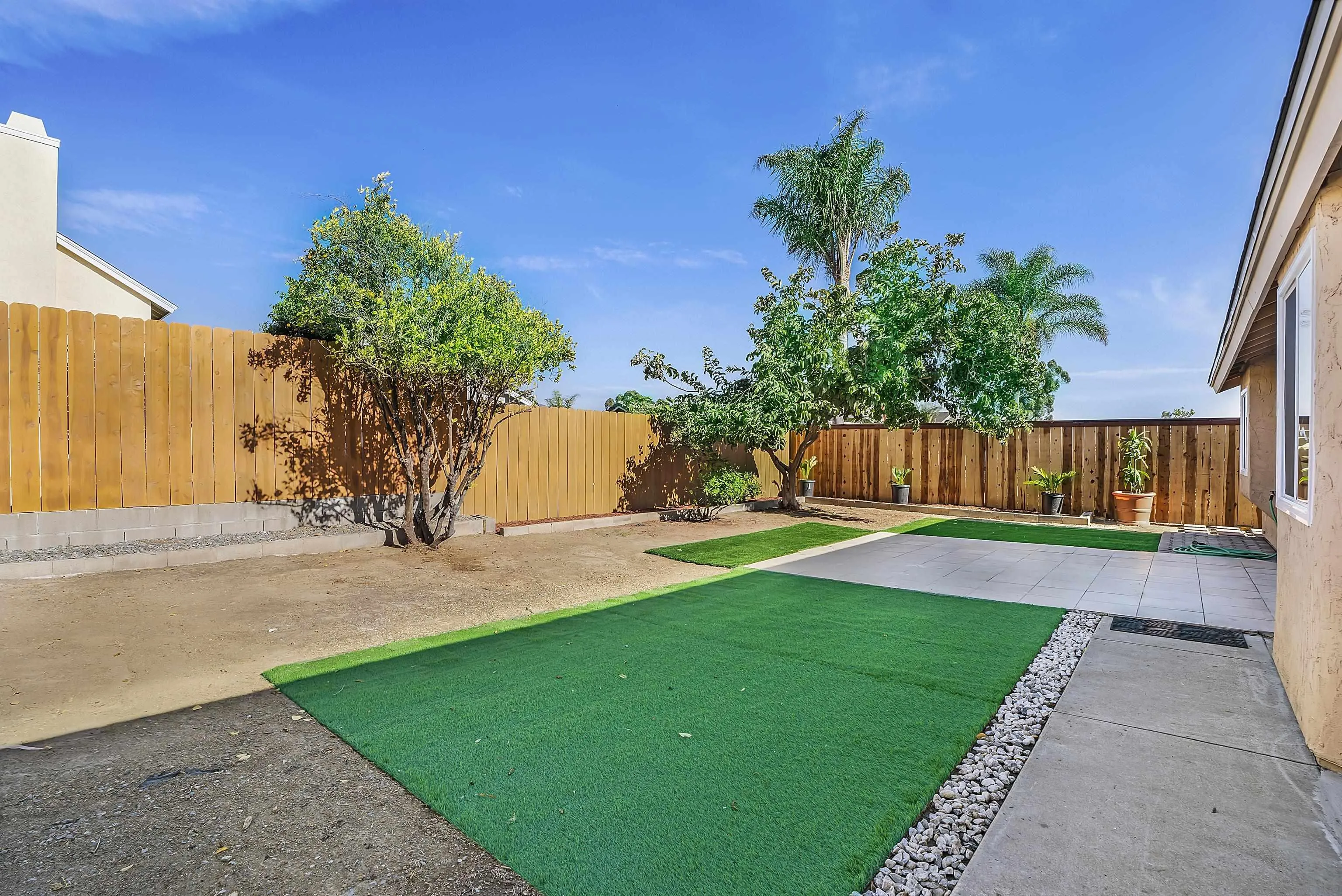 https://cdn.realtyfeed.com/cdn/127/240025937/d523c06df04ac8921ffdeb665a195793.webp