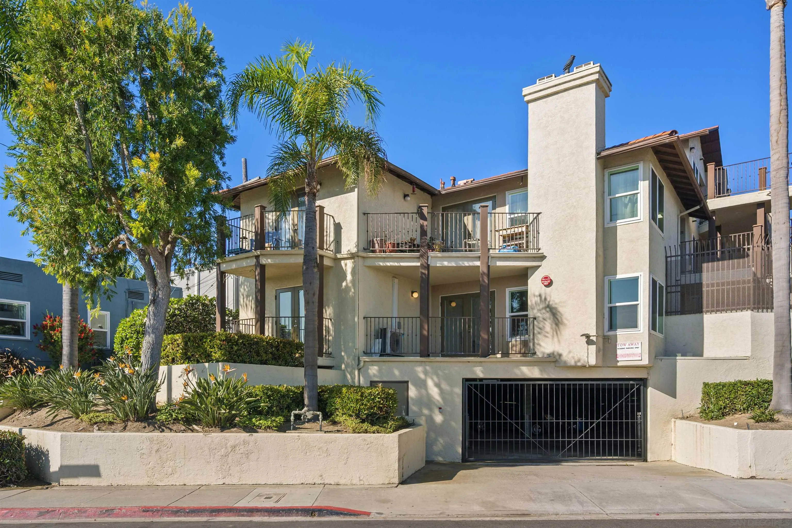 More Details about MLS # 240025945 : 2828 FAMOSA BLVD UNIT 101